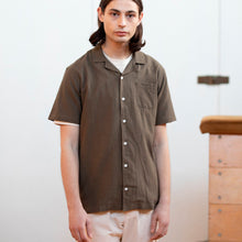 Load image into Gallery viewer, Crammond Shirt - Olive by Kestin